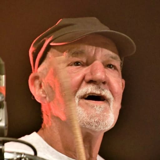 Clive Bunker in Dallas
